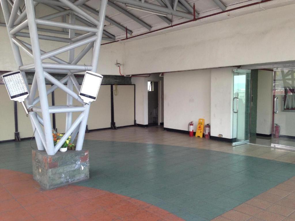 Cherry Midtown Hotel Olongapo Eksteriør bilde