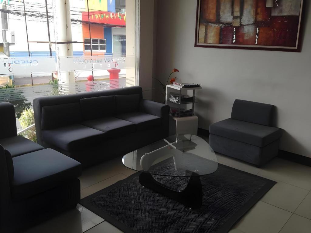 Cherry Midtown Hotel Olongapo Eksteriør bilde