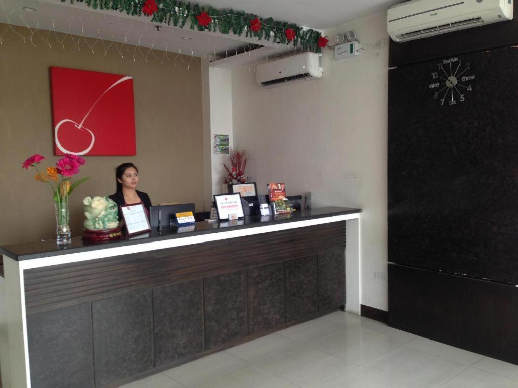 Cherry Midtown Hotel Olongapo Eksteriør bilde