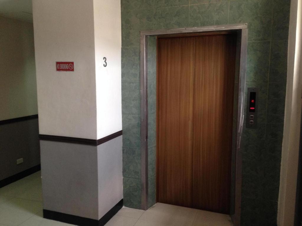 Cherry Midtown Hotel Olongapo Eksteriør bilde