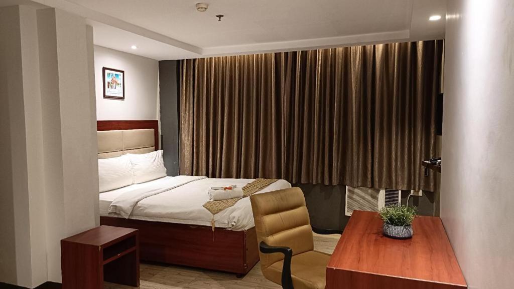 Cherry Midtown Hotel Olongapo Eksteriør bilde