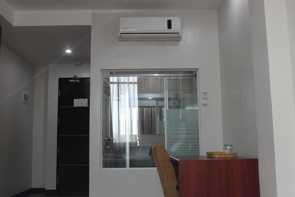 Cherry Midtown Hotel Olongapo Rom bilde