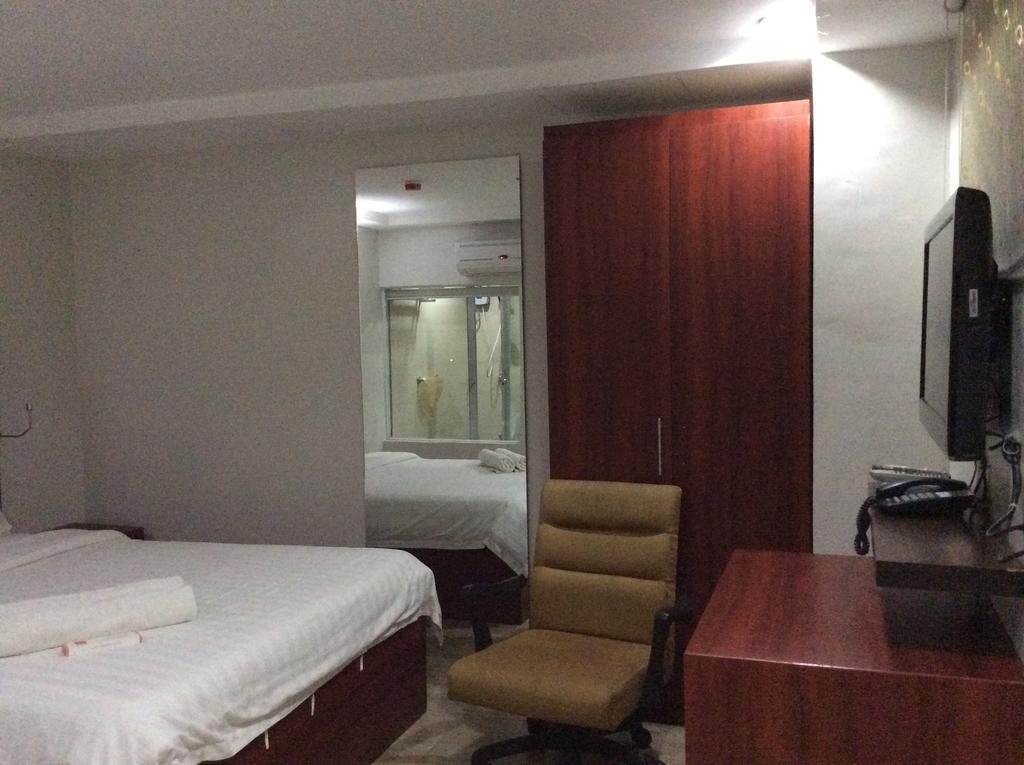 Cherry Midtown Hotel Olongapo Rom bilde