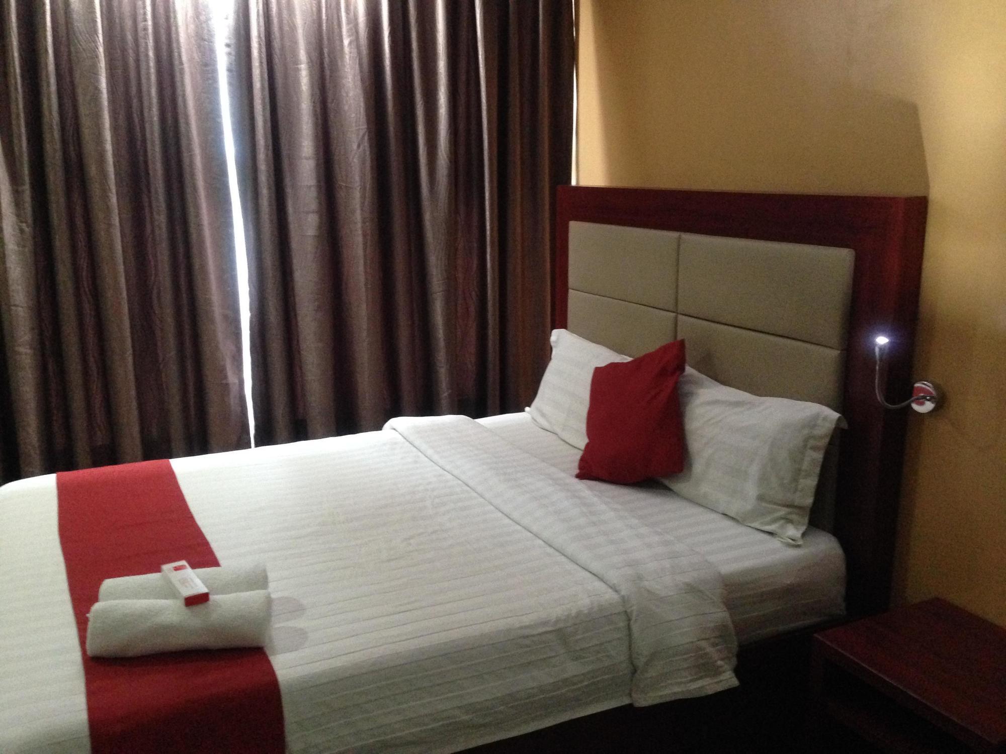 Cherry Midtown Hotel Olongapo Eksteriør bilde
